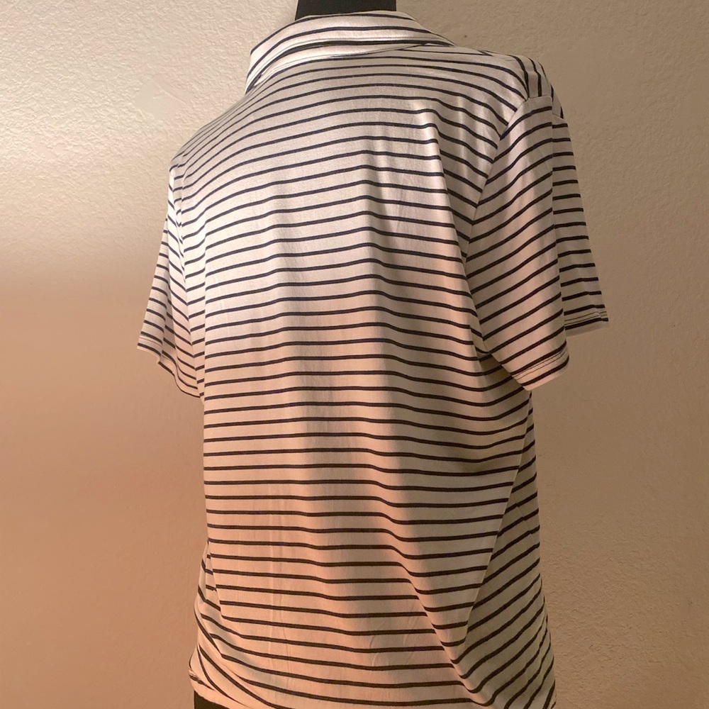 ⚓️ V-Neck Collared Shirt White with Navy Blue Stripes | Banana Republic ⚓️ - Picture 5 of 6